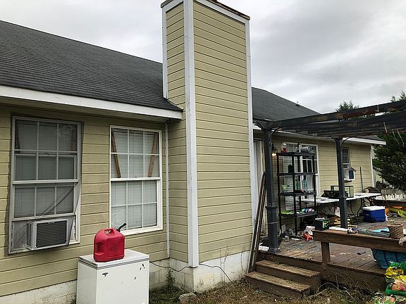 2nd image of 147 Chapel Hill Dr