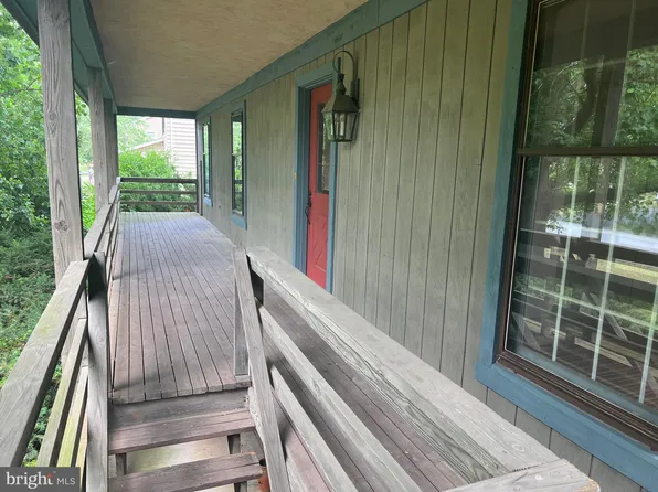 34 Pinewood Ave, Lititz, PA 17543