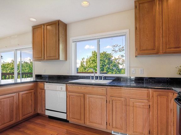 4th image of 13513 SE 71st Ct