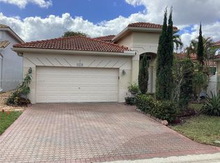 12148 NW 46th St, Pompano Beach, FL 33076