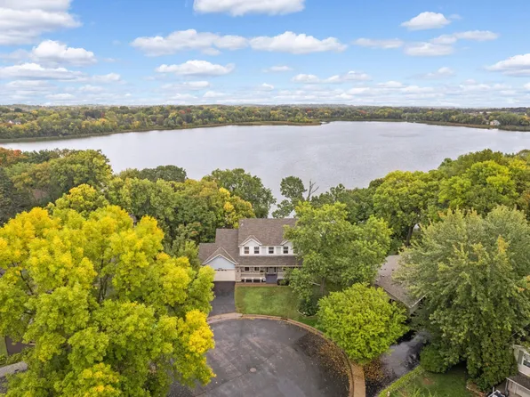 2600 Granger Ln, Mound, MN 55364