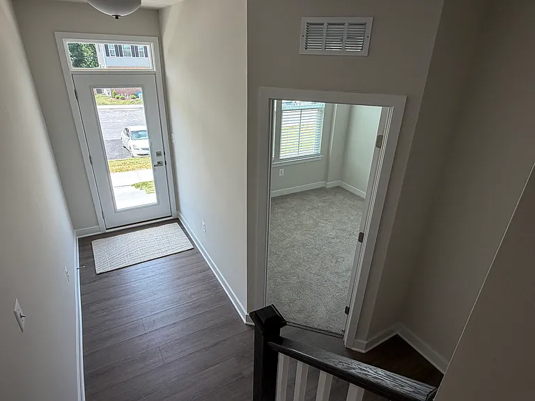 145 Spring Gate Ln — Photo 19