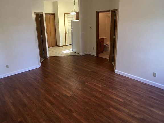 3rd image of 1001 Hancock St APT 3