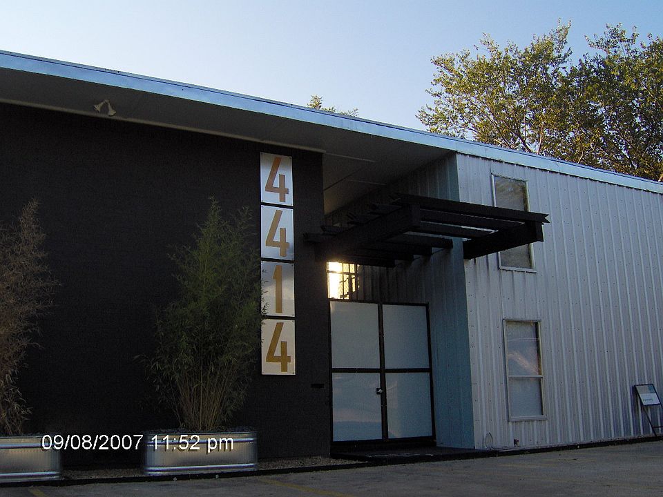 1st image of 4414 Worth St APT 12
