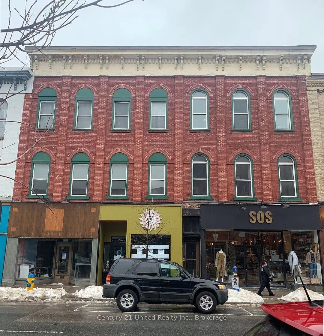3 bed, $1,800 — Photo 1