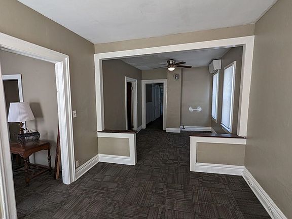 5th image of 28 Sidway St #B