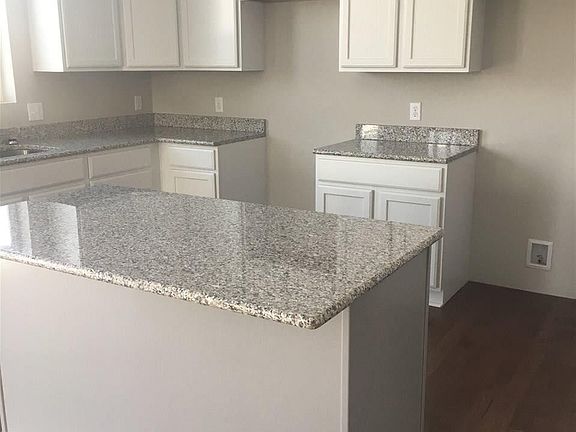 3rd image of 2714 Zeller St