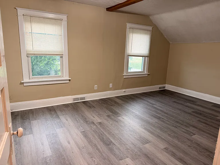 5788 Louisville St — Photo 5