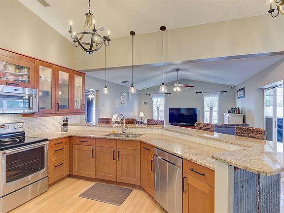 5th image of 5513 Wilde Oak Way