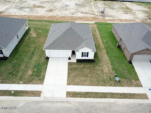 2nd image of 7365 Longmeadow Dr