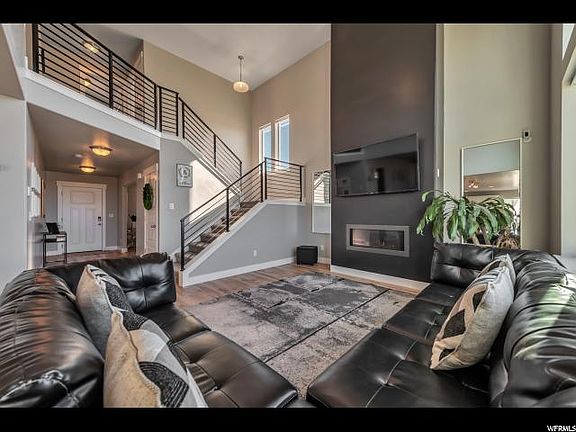 4th image of 4959 W Cay Ln