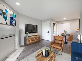 22700 30th Ave S APT A-106, Seattle, WA
