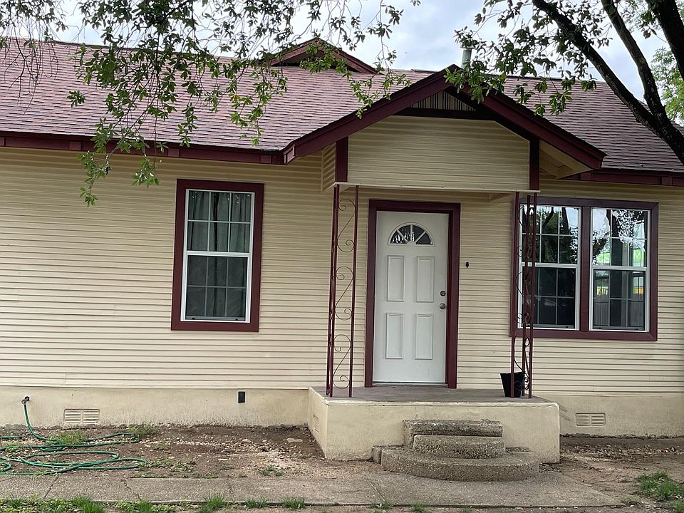1st image of 3635 Embassy Dr