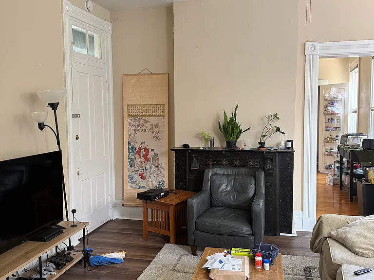 112 Lyon St #2 — Photo 3