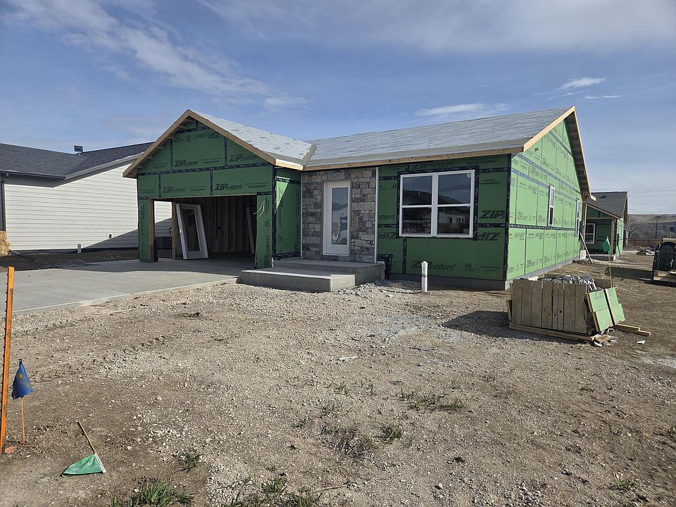 1st image of 1290 Edelman Loop