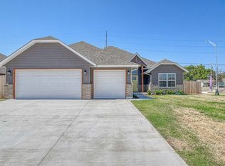 600 Summit Point Ct, Norman, OK 73071