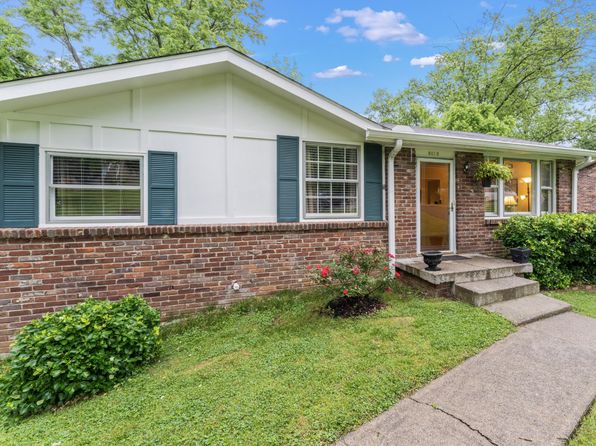 6010 Hawkdale Dr, Nashville, TN 37211