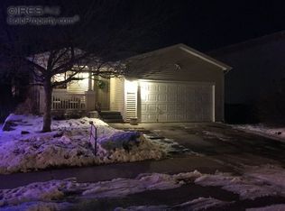 1289 Red Mountain Dr, Longmont, CO 80504