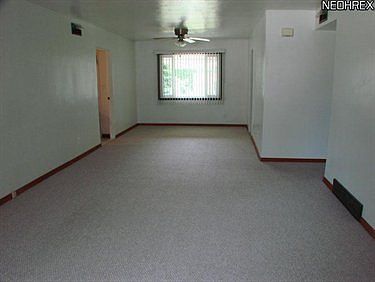 2nd image of 721 Willow Dr