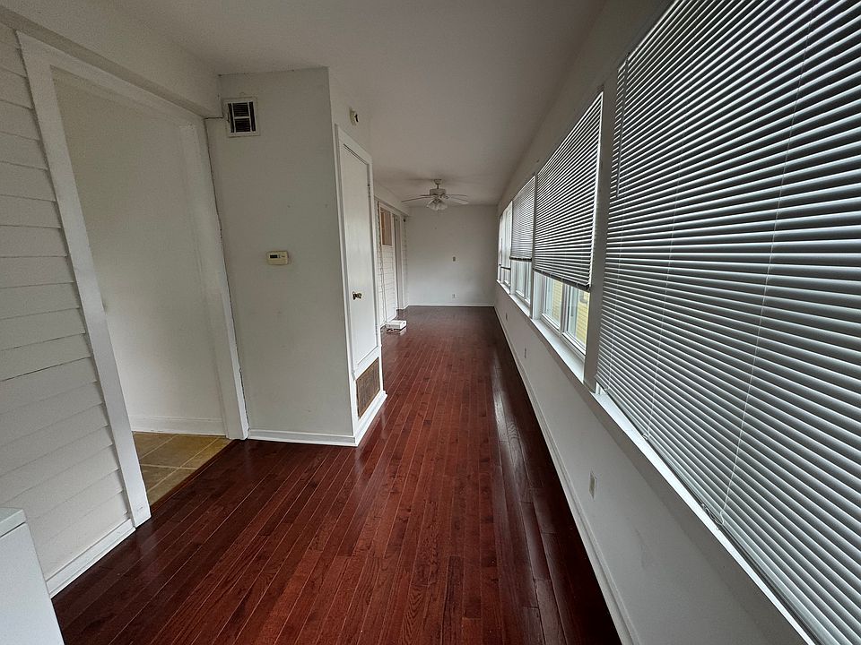 Living Room/alt view