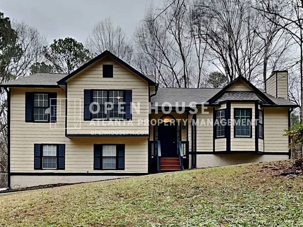 260 Emerald Pines Dr, Dallas, GA 30157