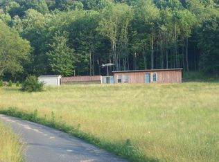 582 Quarter Branch Rd, Sugar Grove, VA 24375