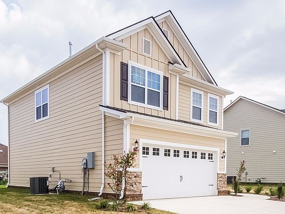 3rd image of 4814 Kingdom Dr