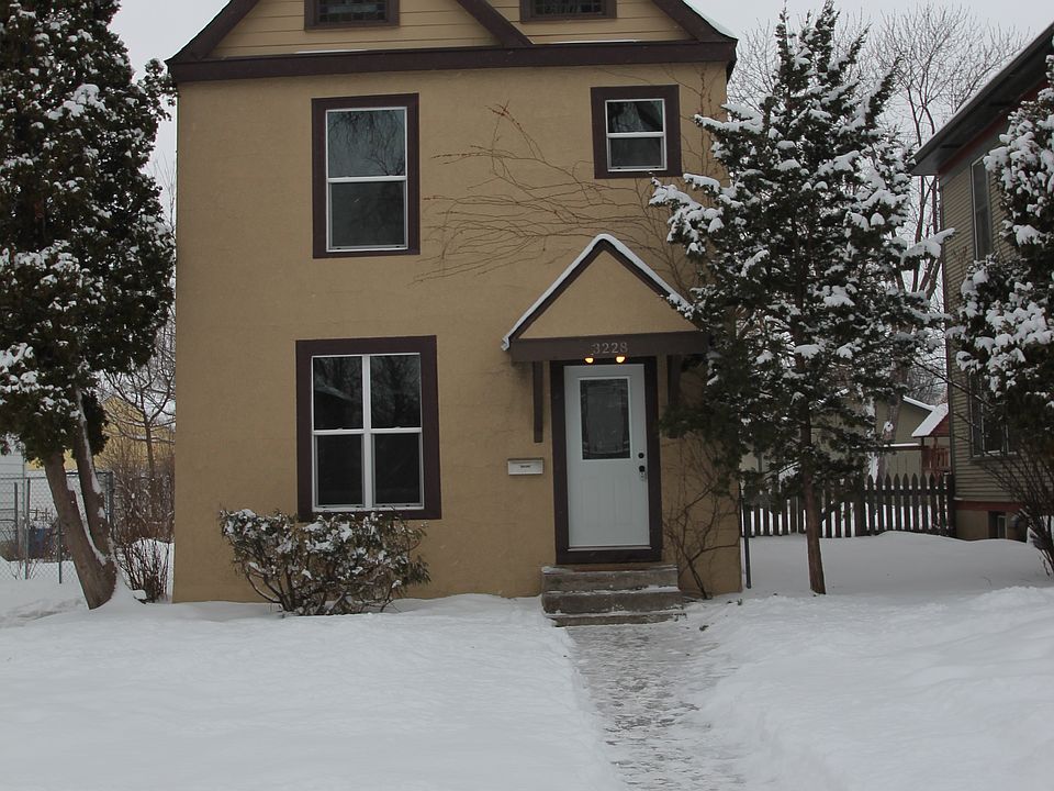 1st image of 3228 Pillsbury Ave