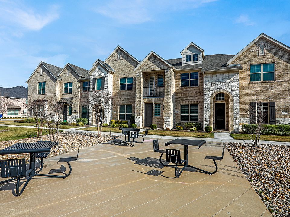 1st image of 2720 Parkview Pl