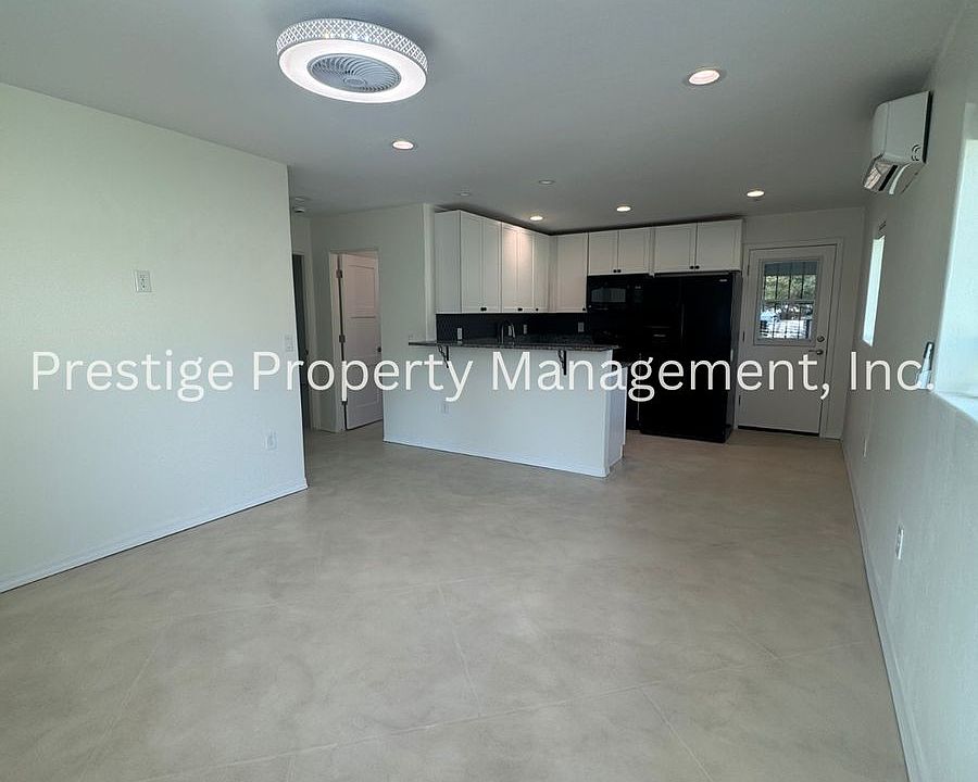 1st image of 923 N Benton Ave