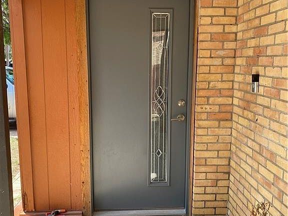 4th image of 416 Cedar Ave