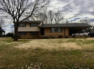 75 Olive Dr, Tuscumbia, AL 35674