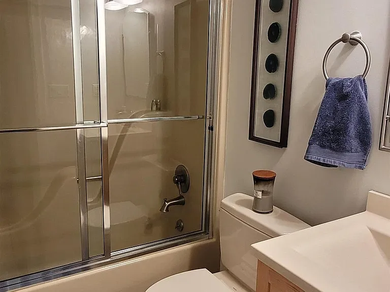 102 Slate Pl — Photo 6
