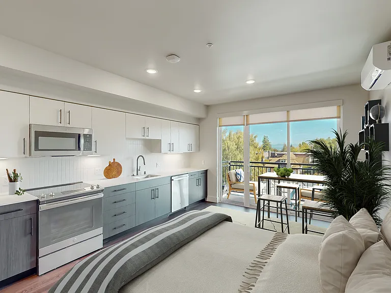 Capitol Hilltop Apartments — Photo 35