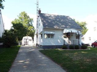 2810 Fairoak Dr, Fort Wayne, IN