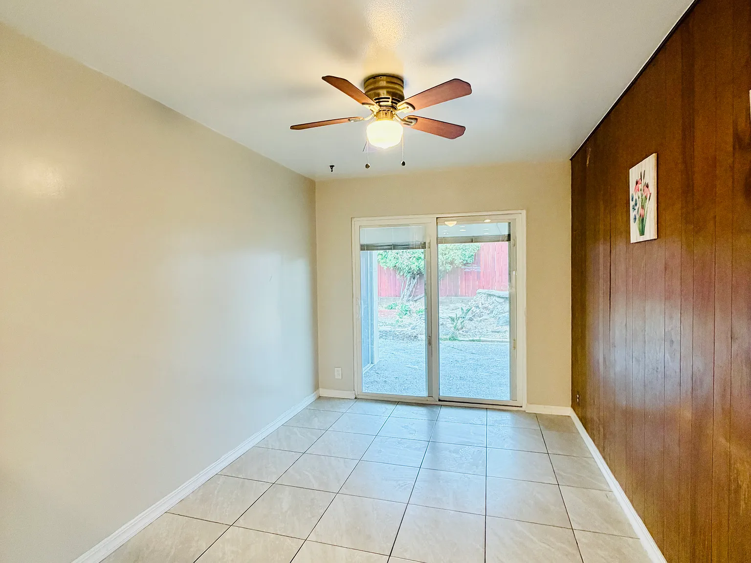4 bed, 1803 sqft, $4,547 — Photo 3