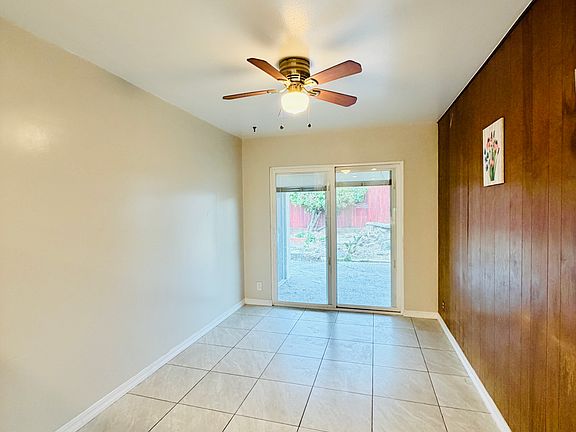 3rd image of 20962 Gribben Ave
