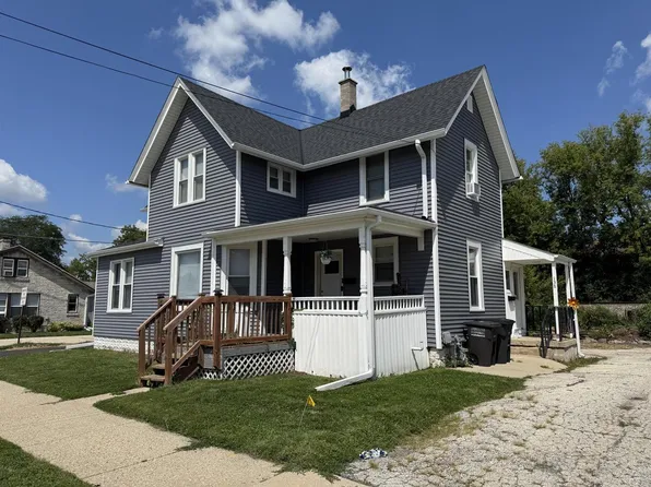 138 West 2nd STREET, Oconomowoc, WI 53066