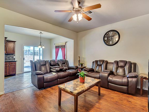 4th image of 12917 Cozy Cove Ave
