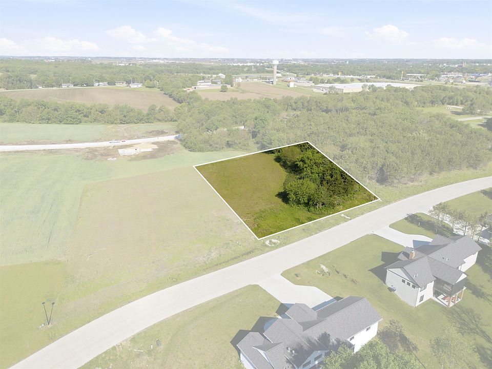 1st image of 2030 SE Wildwood Ave