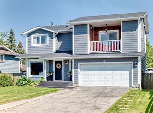 123 W Glenhill Dr, Cochrane, AB T4C1H2