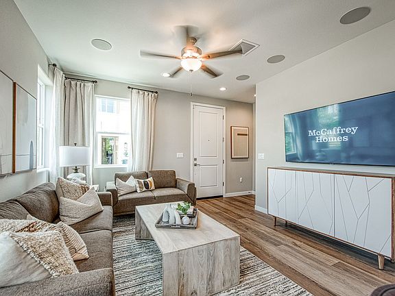 Great Room with comfortable space for Family Friends
