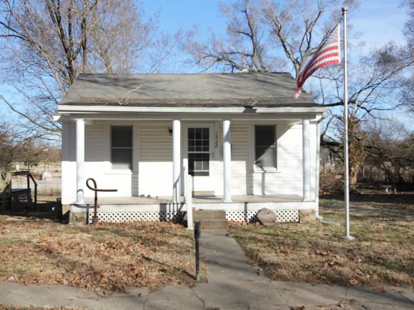 1328 N Osburn Ave, Springfield, IL 62702