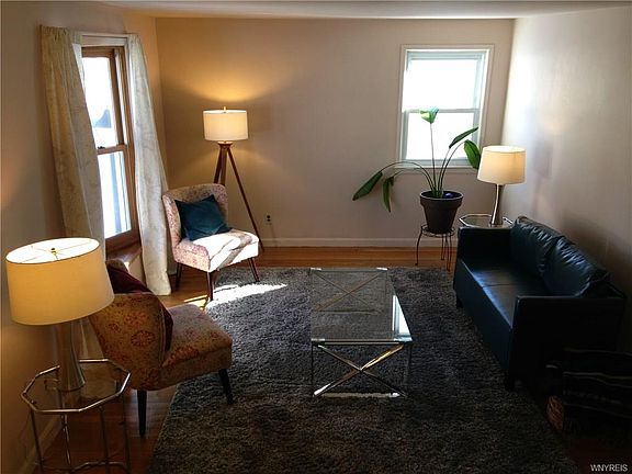 2nd image of 195 Bernhardt Dr