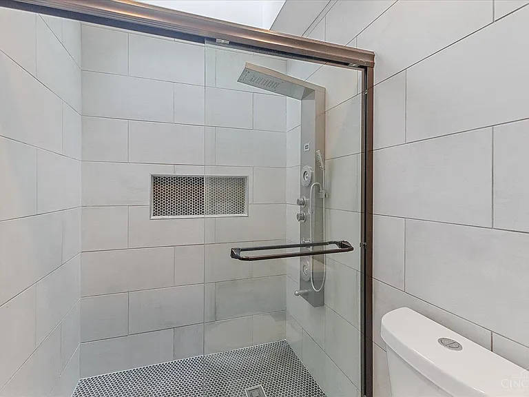 11951 Timberlake Dr — Photo 38