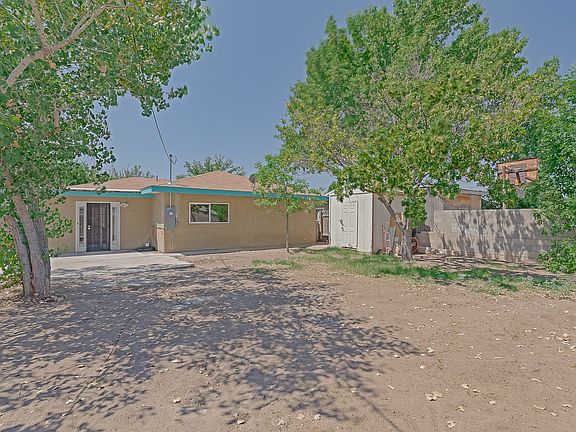 2nd image of 908 W Chavez Ave