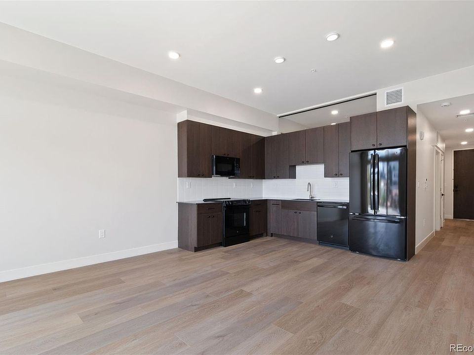 1st image of 1643 Boulder Street #305