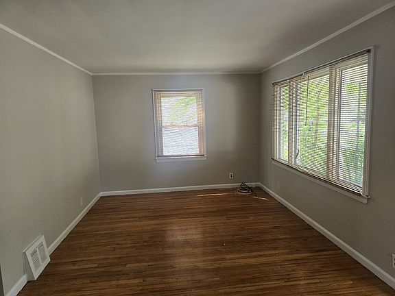 2nd image of 19152 Woodside St