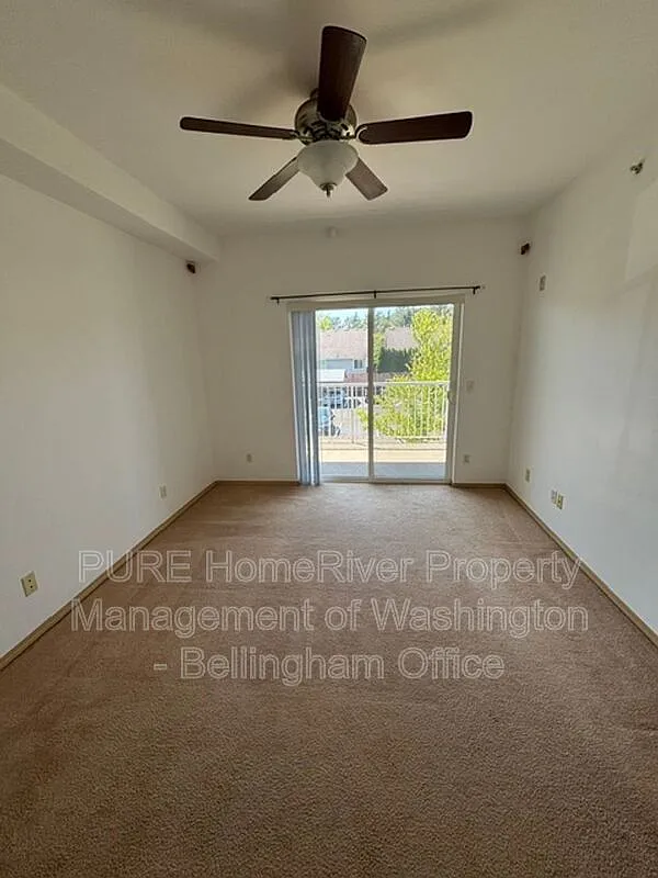1 bed, 1.0 bath, 880 sqft, $1,695 — Photo 3