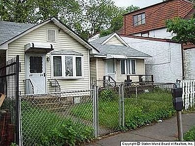 2nd image of 4035 Hylan Blvd